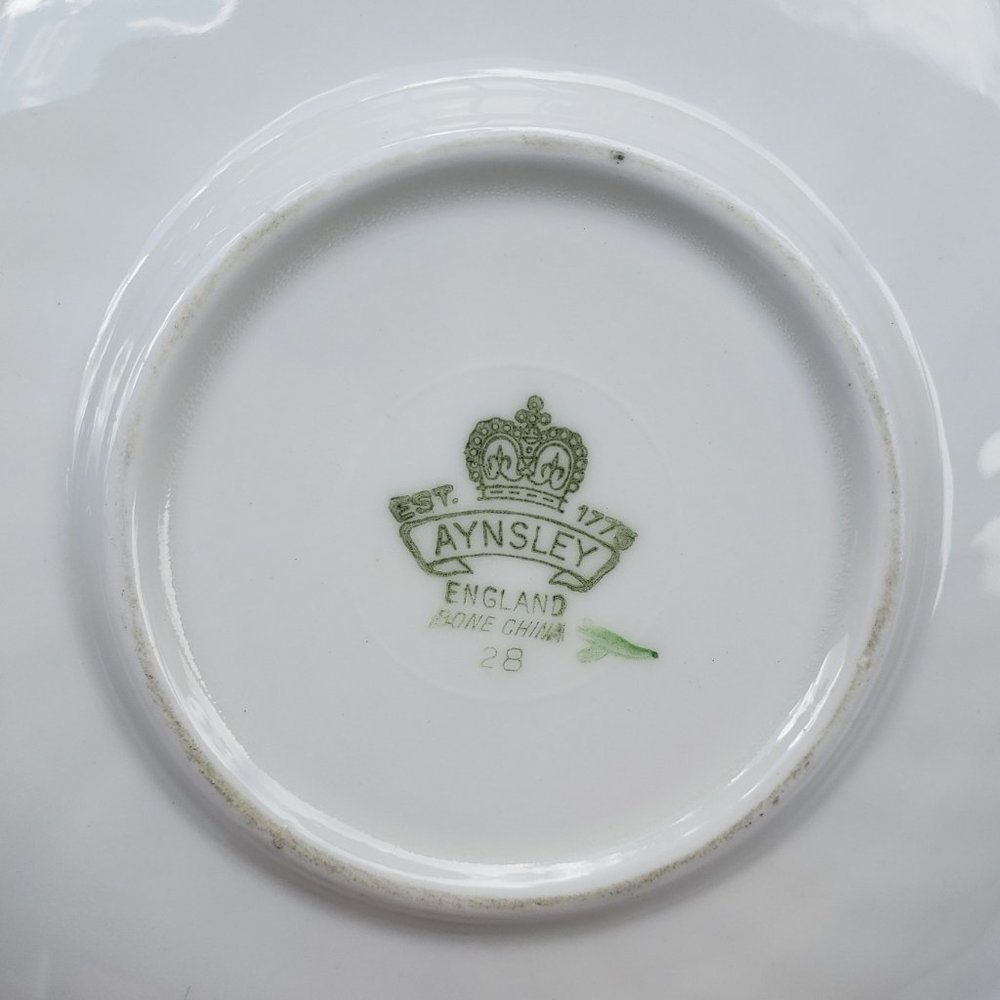 Royal Albert Bone China Tea Cup and Aynsley Saucer Rose Pattern - Picture 5 of 9